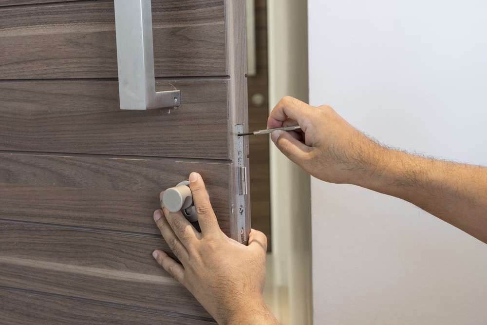 residential locksmith Hollywood FL